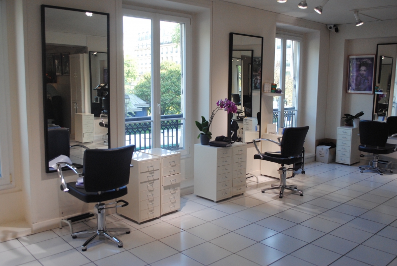 salon-coiffure-RAMATUELLE-min_floor-home-office-property-living-room-room-781228-pxhere.com